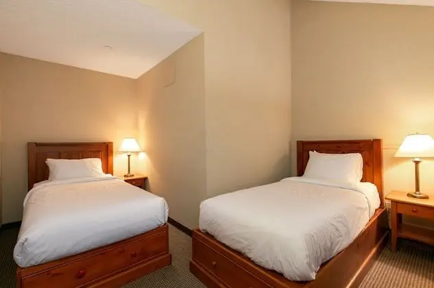Stüdyo (Studio Loft King with Twins Beds)