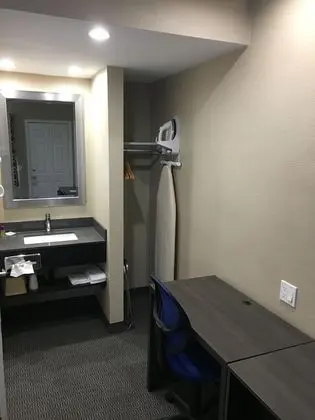 Tek Büyük Yataklı Oda, Birden Çok Yatak, Sigara İçilmez