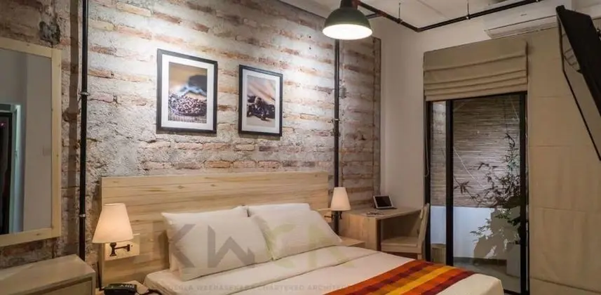 Deluxe Tek Büyük Yataklı Oda