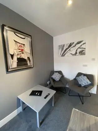 Stüdyo, Banyolu/Duşlu