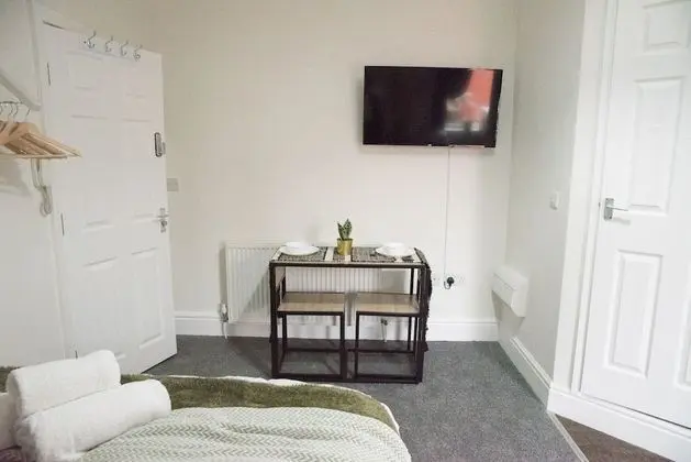 Apart Daire, Banyolu/Duşlu (Vance Rd Star House Apt 6)