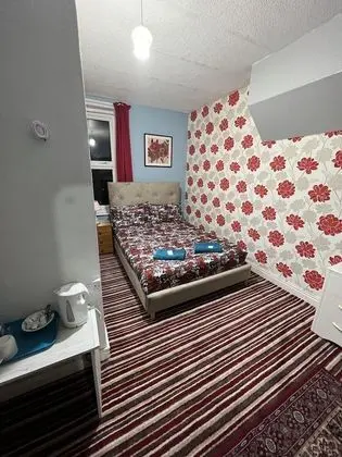 Tek Büyük Yataklı Oda, Banyolu/Duşlu