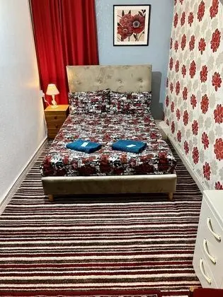 Tek Büyük Yataklı Oda, Banyolu/Duşlu