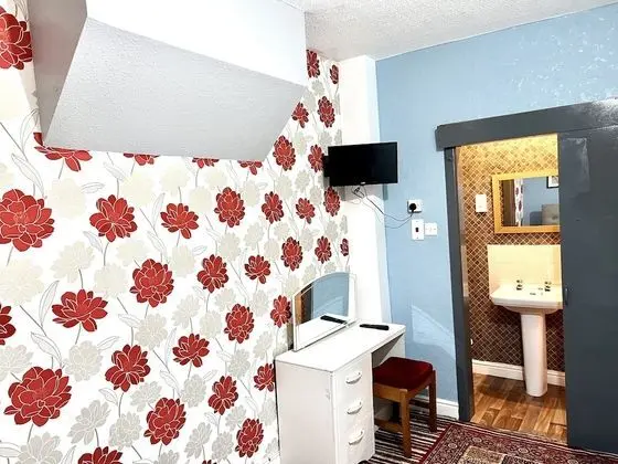 Tek Büyük Yataklı Oda, Banyolu/Duşlu