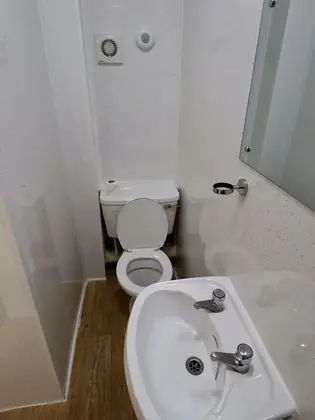 Tek Büyük Yataklı Oda, Banyolu/Duşlu