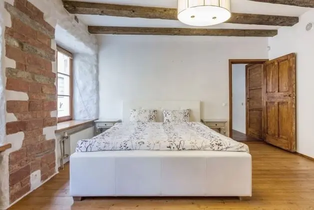 no 8 Blacksmiths 2 floors 2 bedrooms Suite - Muurivahe 21