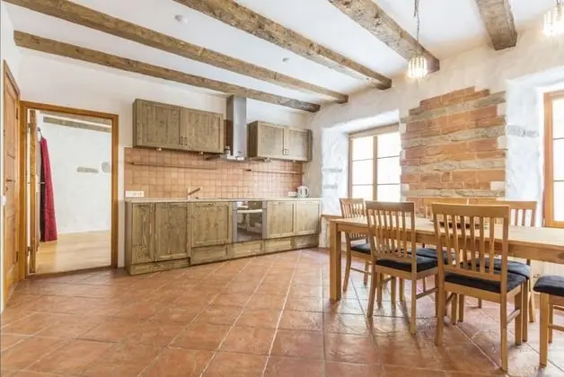 no 8 Blacksmiths 2 floors 2 bedrooms Suite - Muurivahe 21