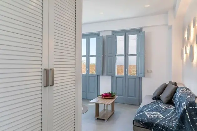 Deluxe Suite with Spa Bath