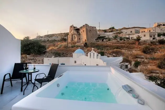 King Suite with Spa Bath