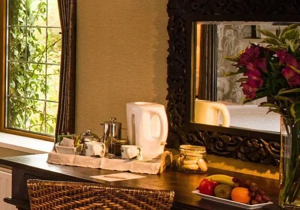 Tek Büyük Yataklı Oda, Banyolu/Duşlu (Colonial Room(super king))
