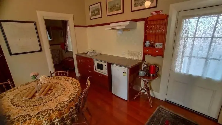 Family Apart Daire, 3 Yatak Odası, Sigara İçilmez, Küçük Mutfak (Georgian FamilySuite WIFI)