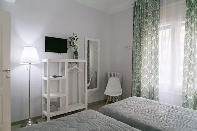 İki Ayrı Yataklı Oda, Ortak Banyo (Exterior)