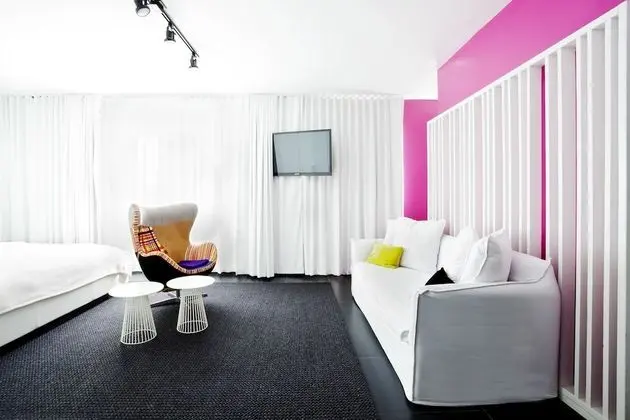 Standard  Studio