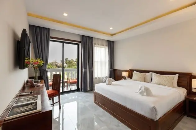 Deluxe Tek Büyük Yataklı Oda, Balkon
