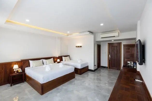 Premier Üç Kişilik Oda, Balkon