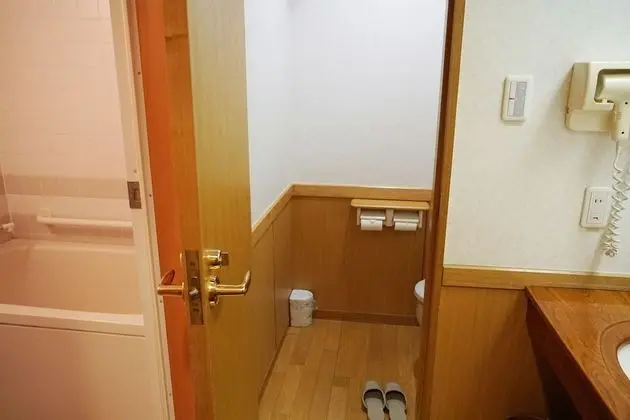 İki Ayrı Yataklı Oda, Özel Banyo