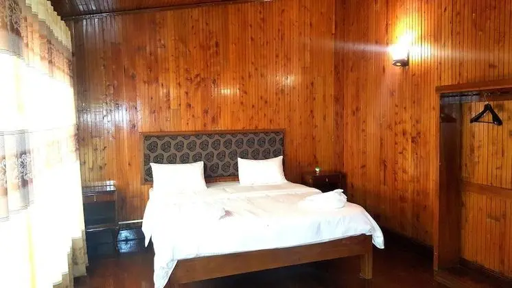 Deluxe Tek Büyük Yataklı Oda, 1 Yatak Odası, Bahçe Manzaralı, Dağ Yamacı