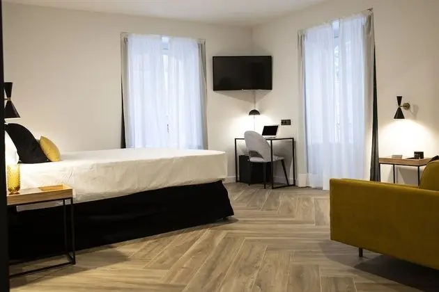 Tek Büyük veya İki Ayrı Yataklı Oda