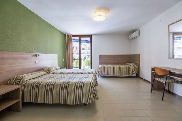 Dört Kişilik Oda (for 4 people)