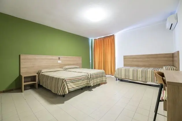 Dört Kişilik Oda (for 4 people)