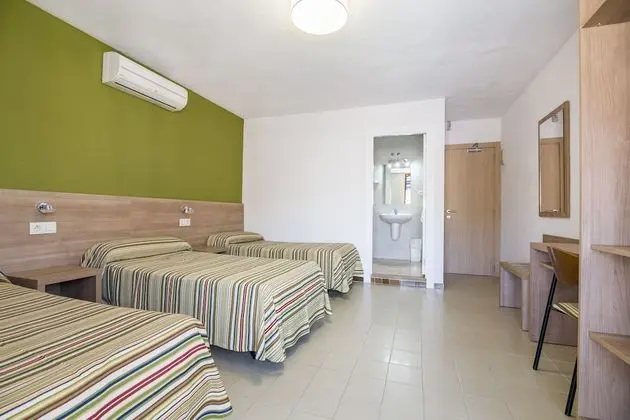 Üç Kişilik Oda ( for 3 adults)