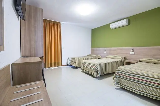 Üç Kişilik Oda ( for 3 adults)