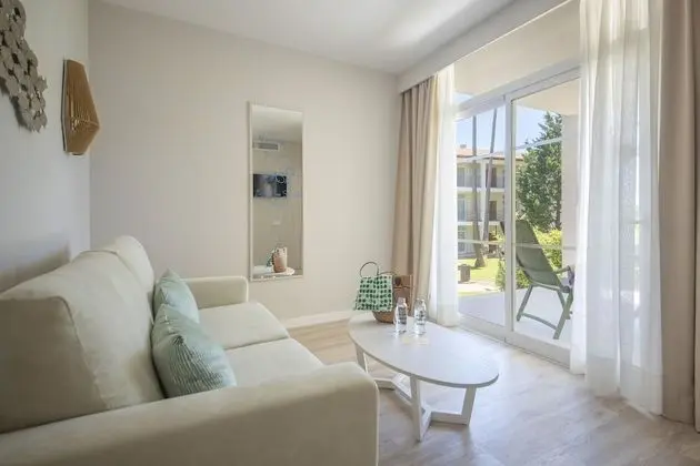 Süit, Teras, Bahçeli (3 Adults + 1 Child)