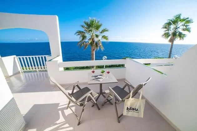 Junior Süit, 1 Yatak Odası, Balkon, Denize Bakan (2 Adults + 1 Child)