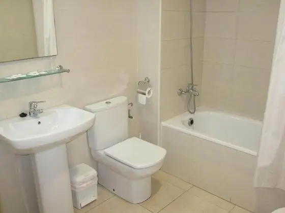 Standard Üç Kişilik Oda