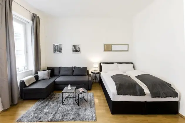 Design Stüdyo, Mutfak (including cleaning fee)