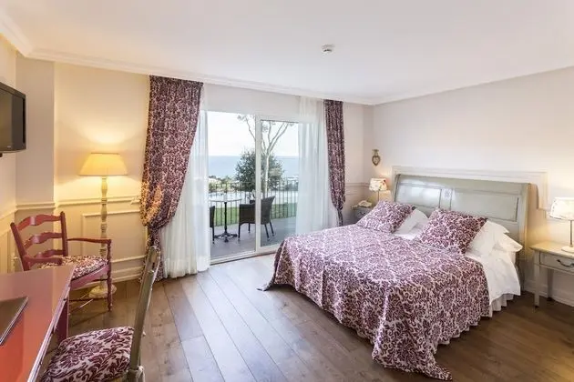 Superior Oda, Balkon, Okyanus Manzaralı