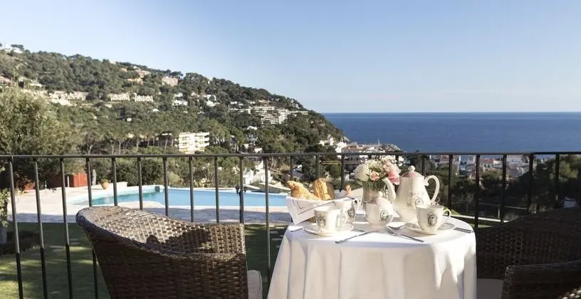 Superior Oda, Balkon, Okyanus Manzaralı