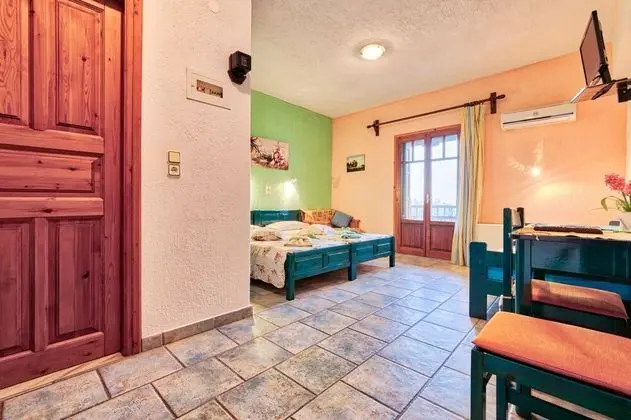 Stüdyo, Bahçe Manzaralı (for 4)