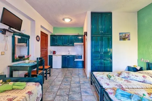 Stüdyo, Bahçe Manzaralı (for 4)