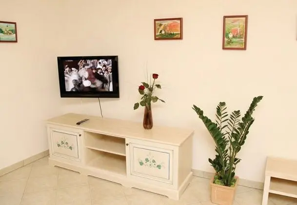 Family Apart Daire, 1 Çift Kişilik Yatak ve Çekyat, Bahçeli (Bled Lake Apartment Blue)