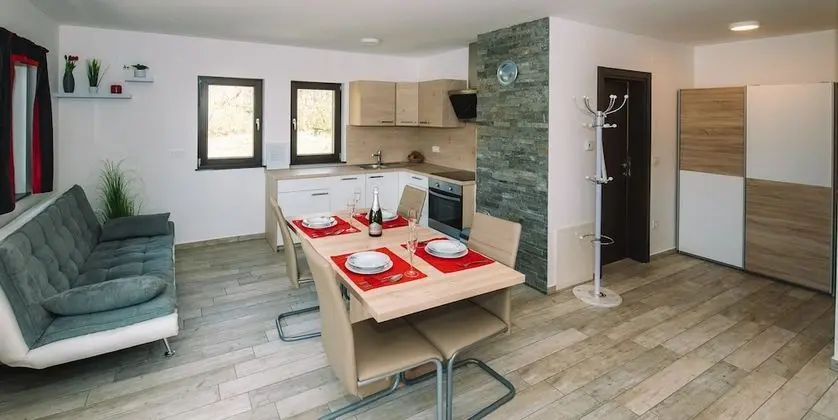 Apart Daire (Apartment Castle view with balcony)