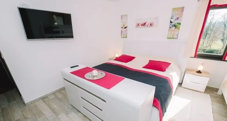 Apart Daire (Apartment Castle view with balcony)