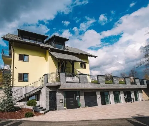 Apart Daire (Apartment Castle view with balcony)