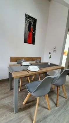 Deluxe Apart Daire, 1 En Büyük (King) Boy Yatak ve Çekyat, Balkon, Dağ Manzaralı