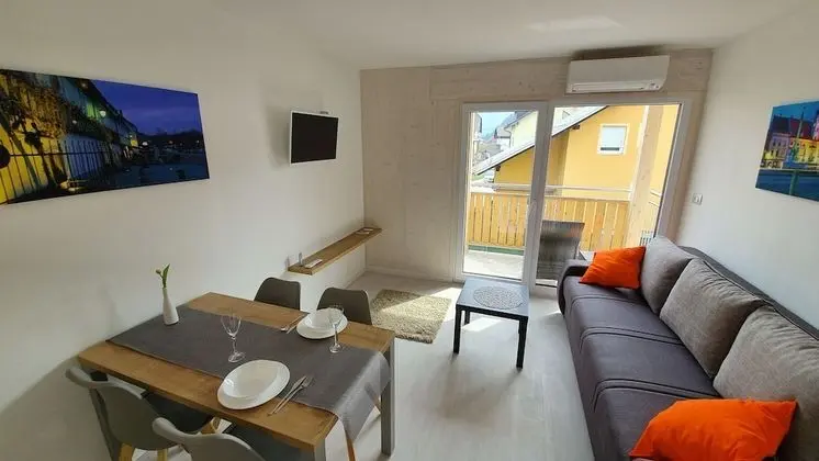 Deluxe Apart Daire, 1 En Büyük (King) Boy Yatak ve Çekyat, Teras, Bahçe Manzaralı