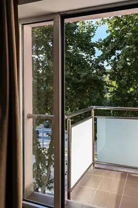 Family Tek Büyük veya İki Ayrı Yataklı Oda