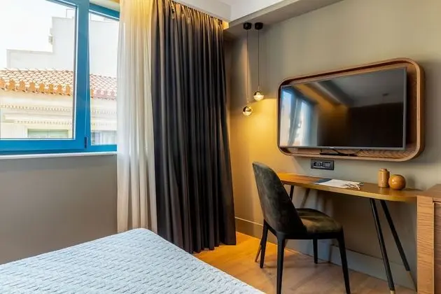 Comfy with Balcony