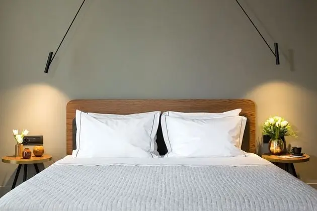 Roomy Suite with Balcony & Acropolis View