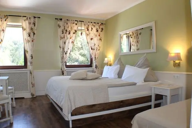 Comfort Tek Büyük Yataklı Oda