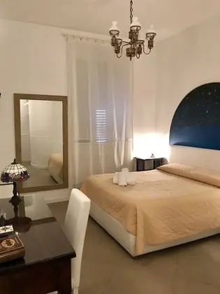 Tek Büyük Yataklı Oda