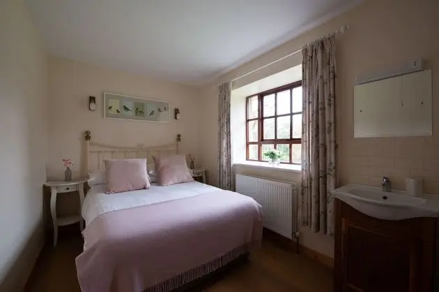 Apart Daire, 2 Yatak Odası, Avlu (Holly Apartment)