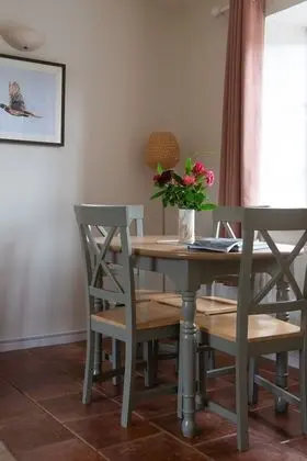 Apart Daire, 2 Yatak Odası, Avlu (Holly Apartment)