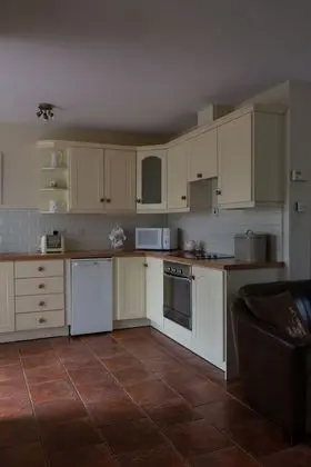 Apart Daire, 2 Yatak Odası, Avlu (Holly Apartment)