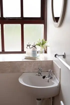 Apart Daire, 2 Yatak Odası, Avlu (Holly Apartment)