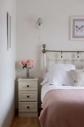 Apart Daire, 2 Yatak Odası, Avlu (Laurel Apartment)